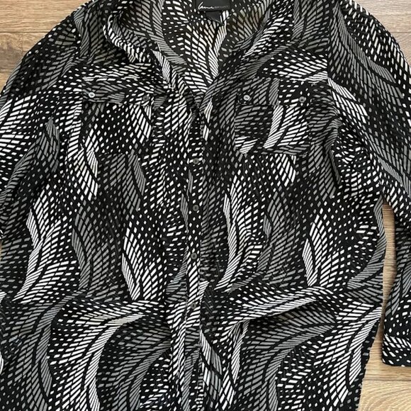 Lane Bryant Black White Striped Semi Sheer Roll Tab Blouse Size 22 24 - Picture 2 of 14